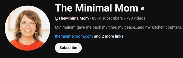 The Minimal Mom